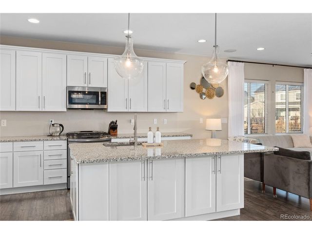 955 Equinox Dr, Erie, CO 80516