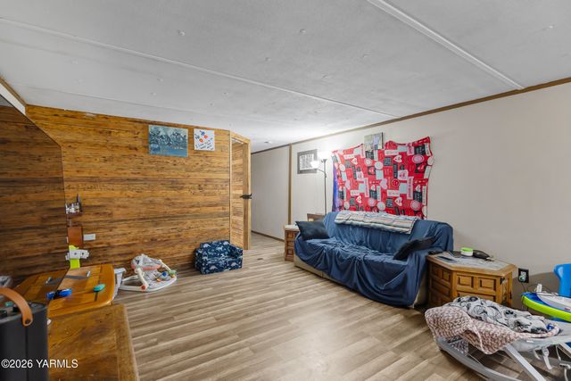 2205 Butterfield Rd 241, Yakima, WA 98901