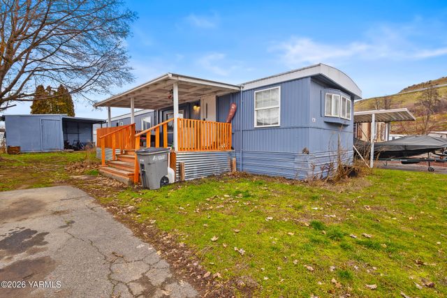 2205 Butterfield Rd 241, Yakima, WA 98901