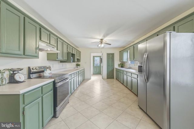 553 MOUNT OF OLIVES TRL, Fort Valley, VA 22652