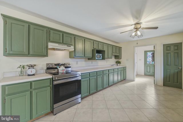 553 MOUNT OF OLIVES TRL, Fort Valley, VA 22652