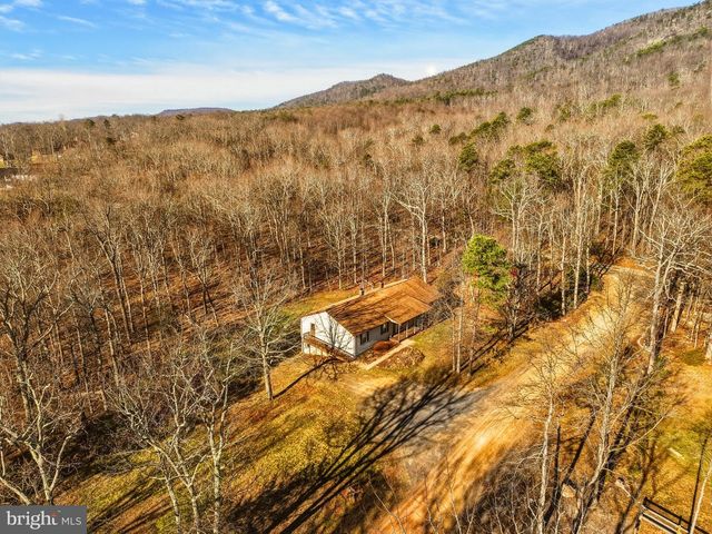 553 MOUNT OF OLIVES TRL, Fort Valley, VA 22652