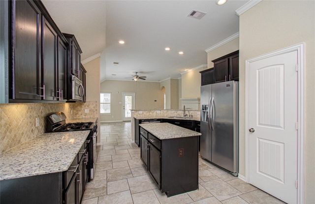 18123 Tall Chestnut Street, Cypress, TX 77429