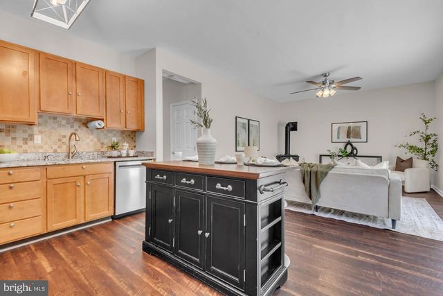 8121 SAGAMORE WAY, Pasadena, MD 21122