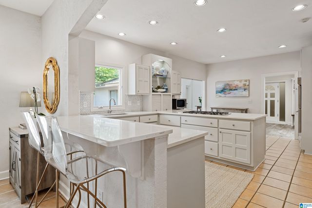 3513 S WOODRIDGE ROAD, Mountain Brook, AL 35223