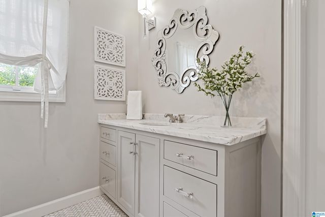 3513 S WOODRIDGE ROAD, Mountain Brook, AL 35223