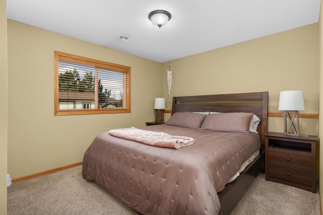 615 Dillon Avenue N, Montrose, MN 55363