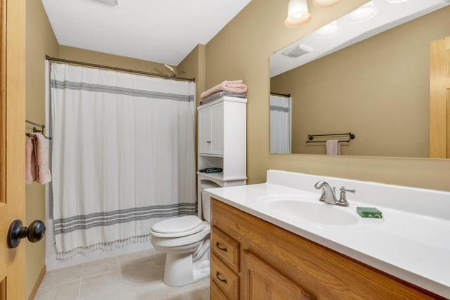 615 Dillon Avenue N, Montrose, MN 55363