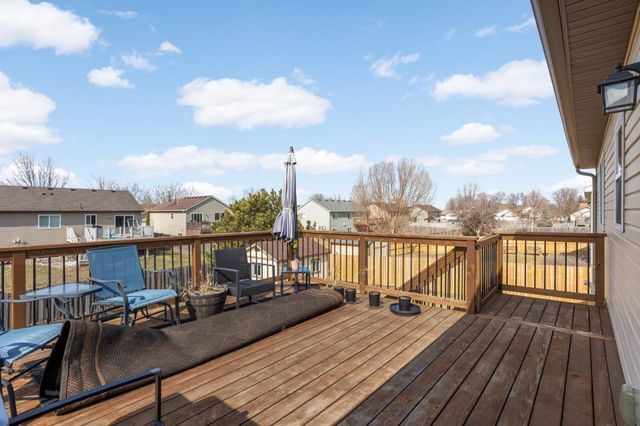 615 Dillon Avenue N, Montrose, MN 55363