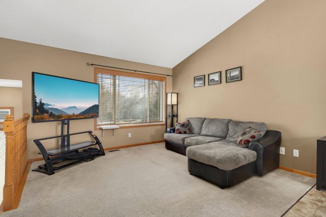 615 Dillon Avenue N, Montrose, MN 55363