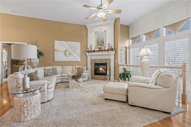 23518 W 72nd Terrace, Shawnee, KS 66227