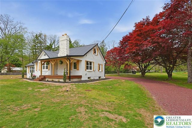 121 Ben Titus Road, Rush Twp, PA 18252