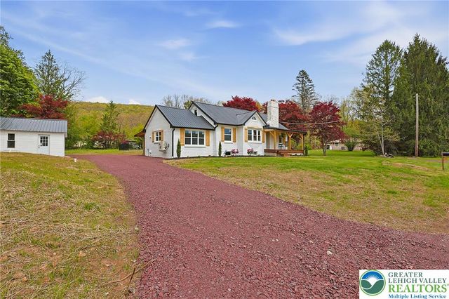 121 Ben Titus Road, Rush Twp, PA 18252