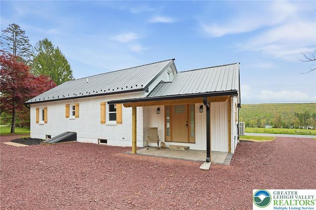 121 Ben Titus Road, Rush Twp, PA 18252