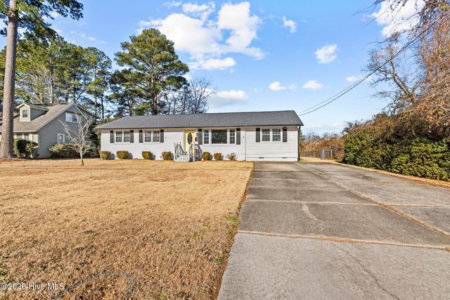 3002 Northwoods Drive, Jacksonville, NC 28540