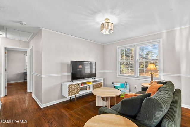 3002 Northwoods Drive, Jacksonville, NC 28540