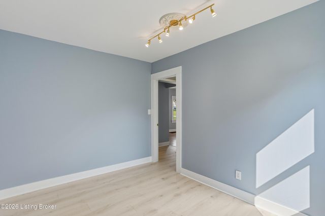 2124 Winston Ave, Louisville, KY 40205