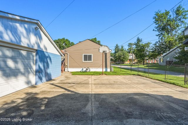 2124 Winston Ave, Louisville, KY 40205