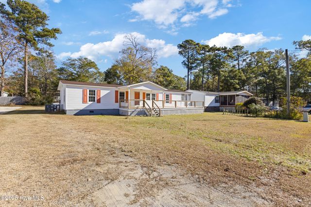 1761 Kittrell Drive SW, Ocean Isle Beach, NC 28469
