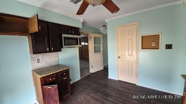 21323 Snappy Creek Lane, Spring, TX 77388