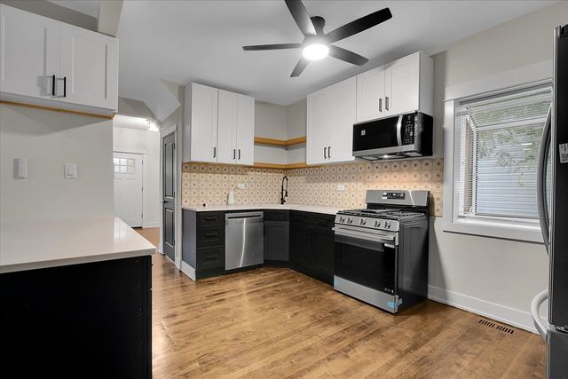 5465 W Cortez Street, Chicago, IL 60651