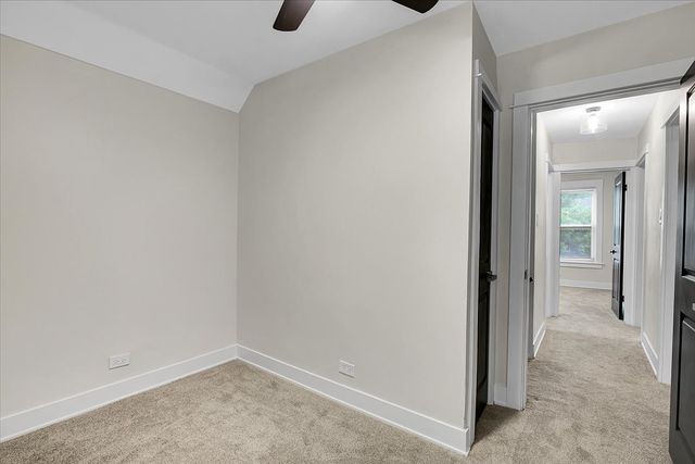 5465 W Cortez Street, Chicago, IL 60651