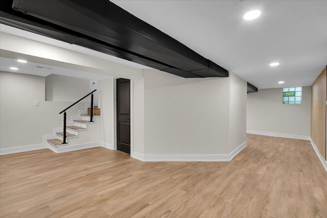 5465 W Cortez Street, Chicago, IL 60651