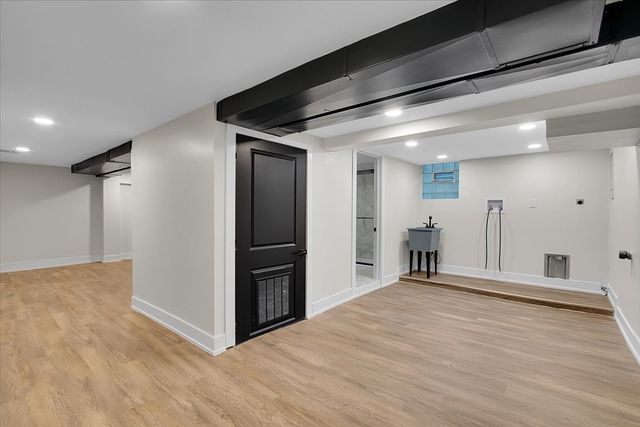 5465 W Cortez Street, Chicago, IL 60651