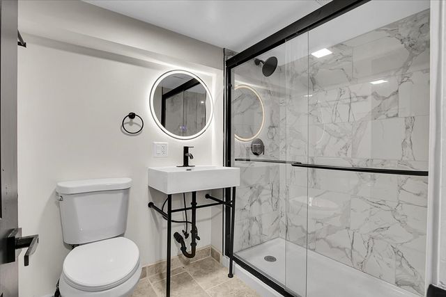 5465 W Cortez Street, Chicago, IL 60651