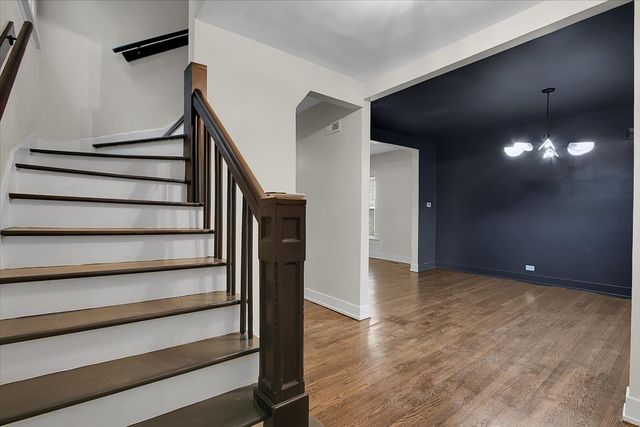 5465 W Cortez Street, Chicago, IL 60651