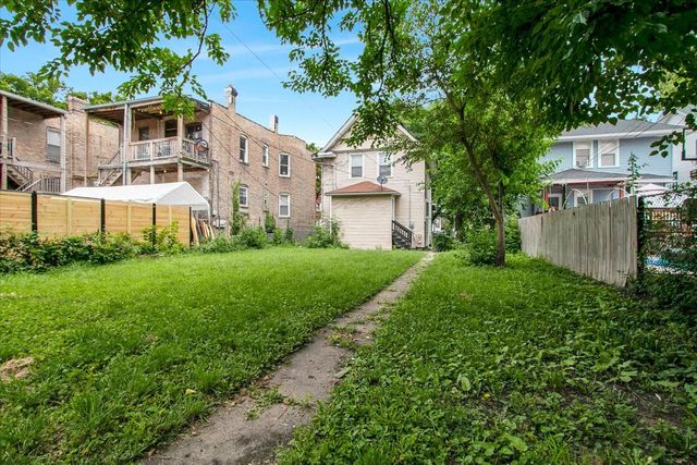 5465 W Cortez Street, Chicago, IL 60651