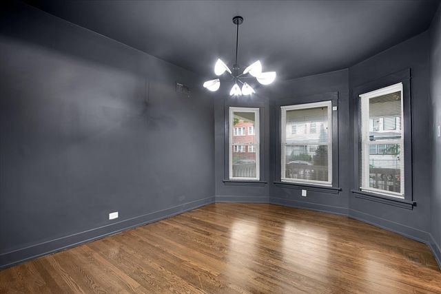 5465 W Cortez Street, Chicago, IL 60651
