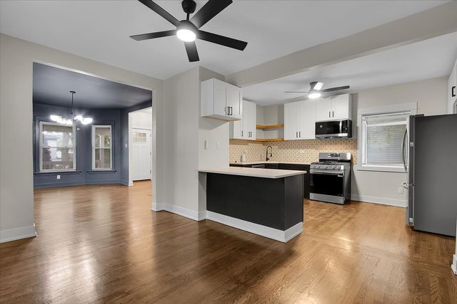 5465 W Cortez Street, Chicago, IL 60651