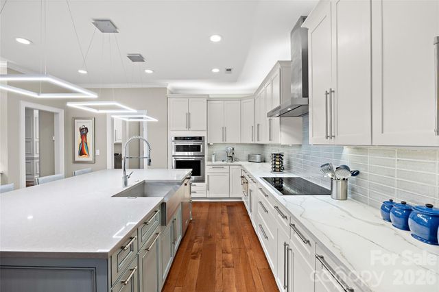 3112 Ethereal Lane, Charlotte, NC 28226