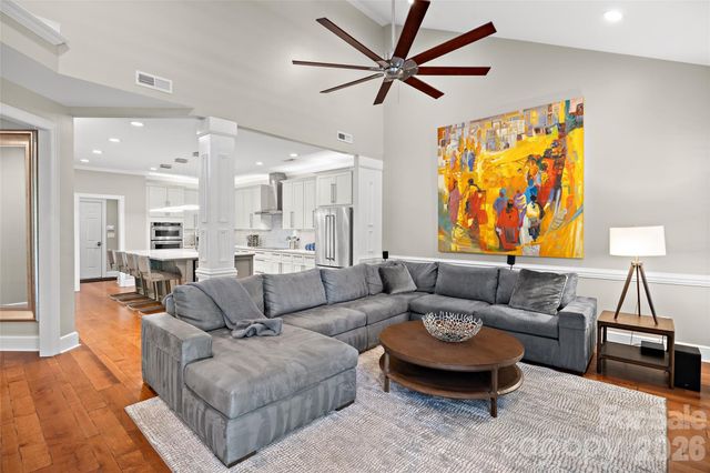 3112 Ethereal Lane, Charlotte, NC 28226