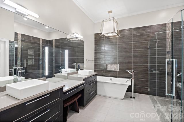 3112 Ethereal Lane, Charlotte, NC 28226
