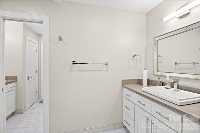 3112 Ethereal Lane, Charlotte, NC 28226