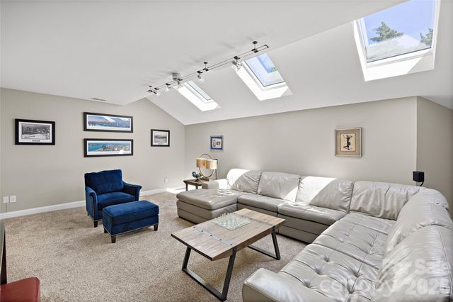 3112 Ethereal Lane, Charlotte, NC 28226