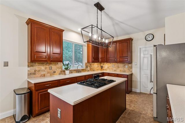 510 Quarterhorse Trail, St Peters, MO 63376