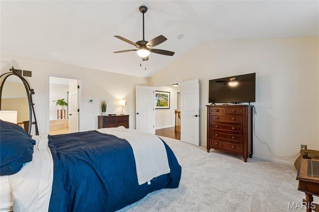 510 Quarterhorse Trail, St Peters, MO 63376