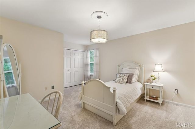 510 Quarterhorse Trail, St Peters, MO 63376