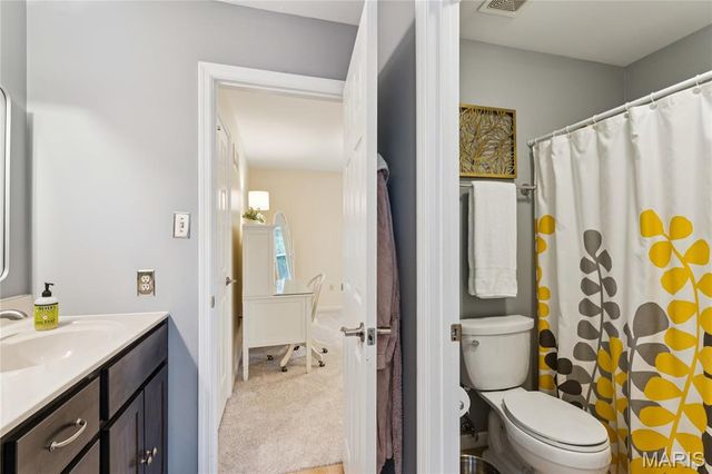 510 Quarterhorse Trail, St Peters, MO 63376