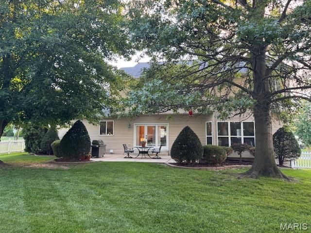 510 Quarterhorse Trail, St Peters, MO 63376