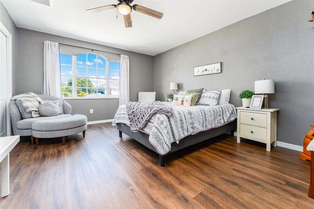 9060 PINEBREEZE DRIVE, Riverview, FL 33578