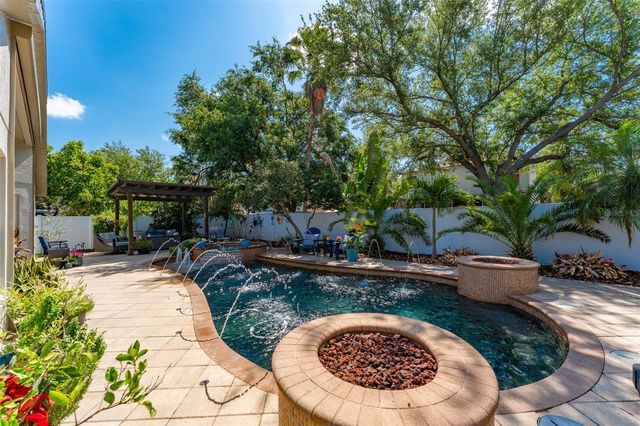 9060 PINEBREEZE DRIVE, Riverview, FL 33578