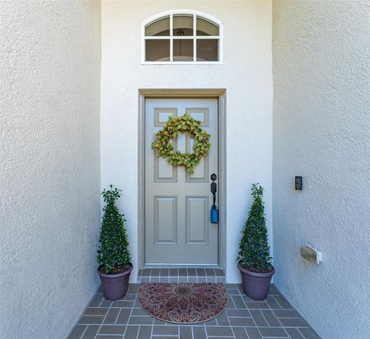9060 PINEBREEZE DRIVE, Riverview, FL 33578