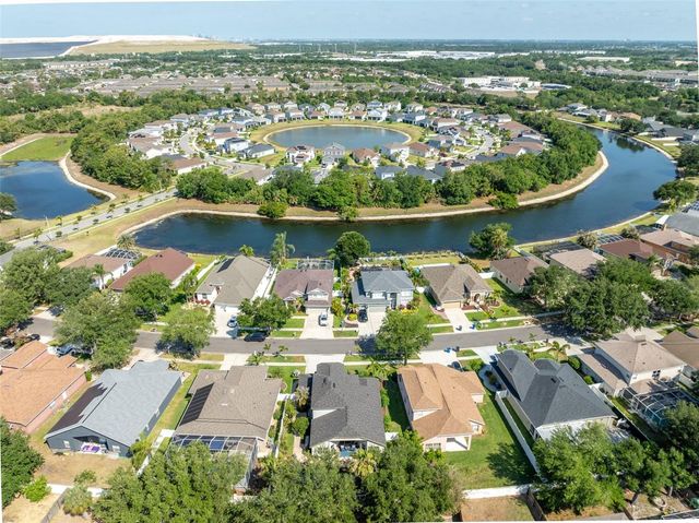 9060 PINEBREEZE DRIVE, Riverview, FL 33578