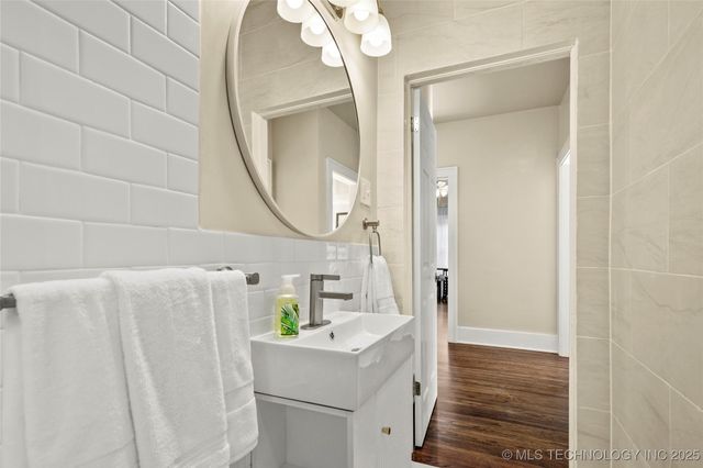 212 S Phoenix Avenue, Tulsa, OK 74127