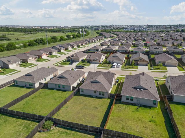 8308 High Robin Avenue, Fort Worth, TX 76123