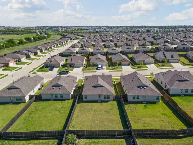 8308 High Robin Avenue, Fort Worth, TX 76123